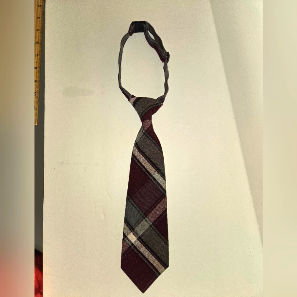 Cookie's Boy's Burgundy and Gray Plaid Pre-Tied Tie